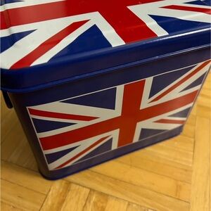 Brandymelville uk flag Storage Box